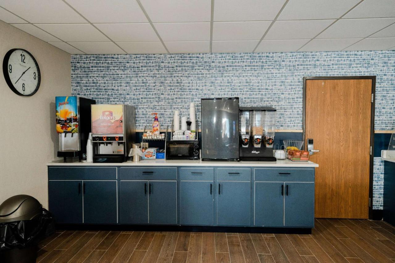 Americinn By Wyndham Tomahawk Eksteriør billede